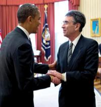 Robert J. Lefkowitz, MD, shaking hands with Barack Obama.